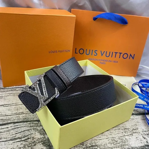 Louis Vuitton LV Initiales Belt Black Leather Belt - 1