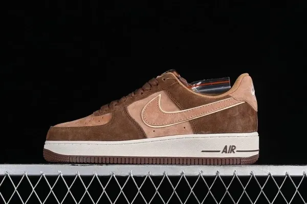 Nike Air Force 1 Low 'Desert' Sneakers - 7