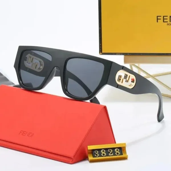 Fendi FF Logo Oversized Square Sunglasses Black - 1