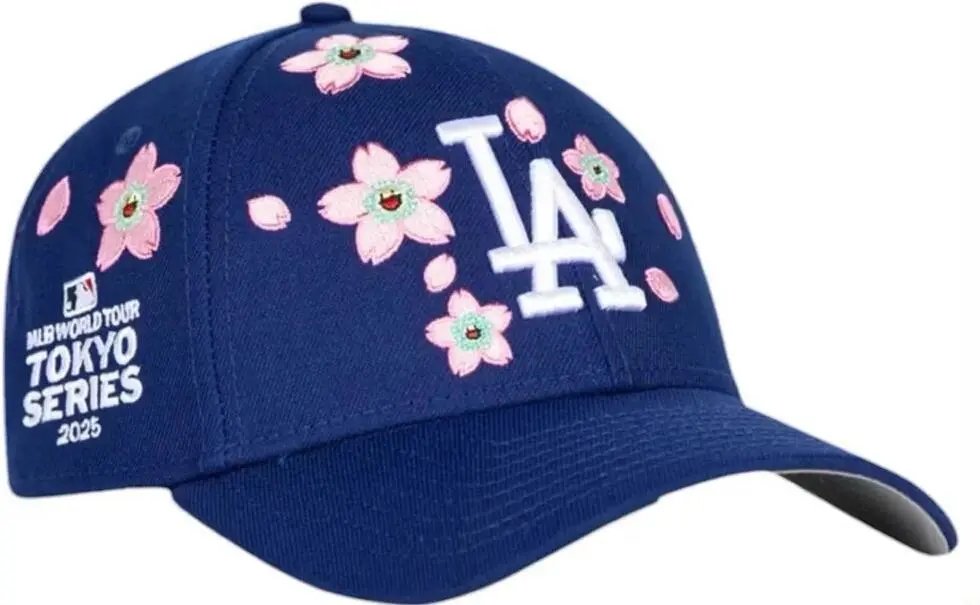 New Era x Los Angeles Dodgers Cherry Blossom Snapback Black Hat - 3