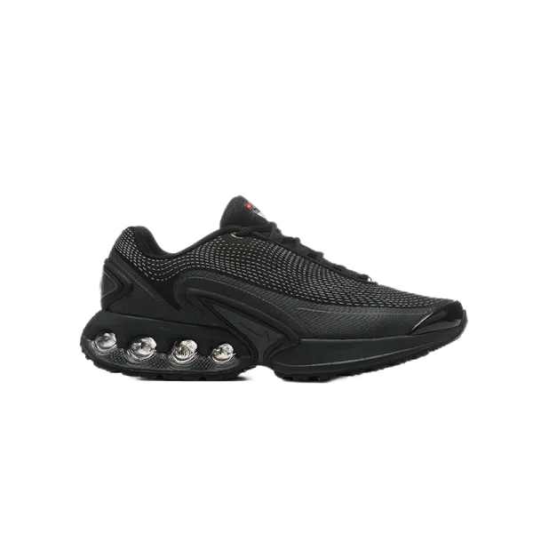 Nike Air Max Plus Black Sneakers - 1