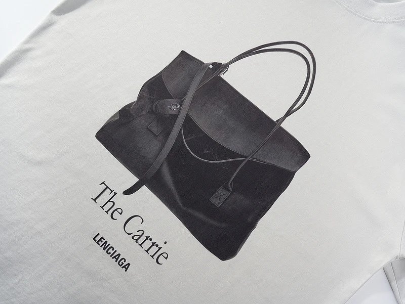Lenciaga The Carrie Graphic T-Shirt Gray - 11