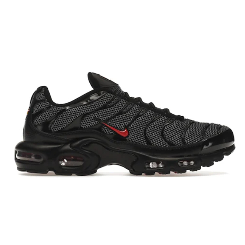 Nike Air Max Plus Black/Red Sneakers - 2