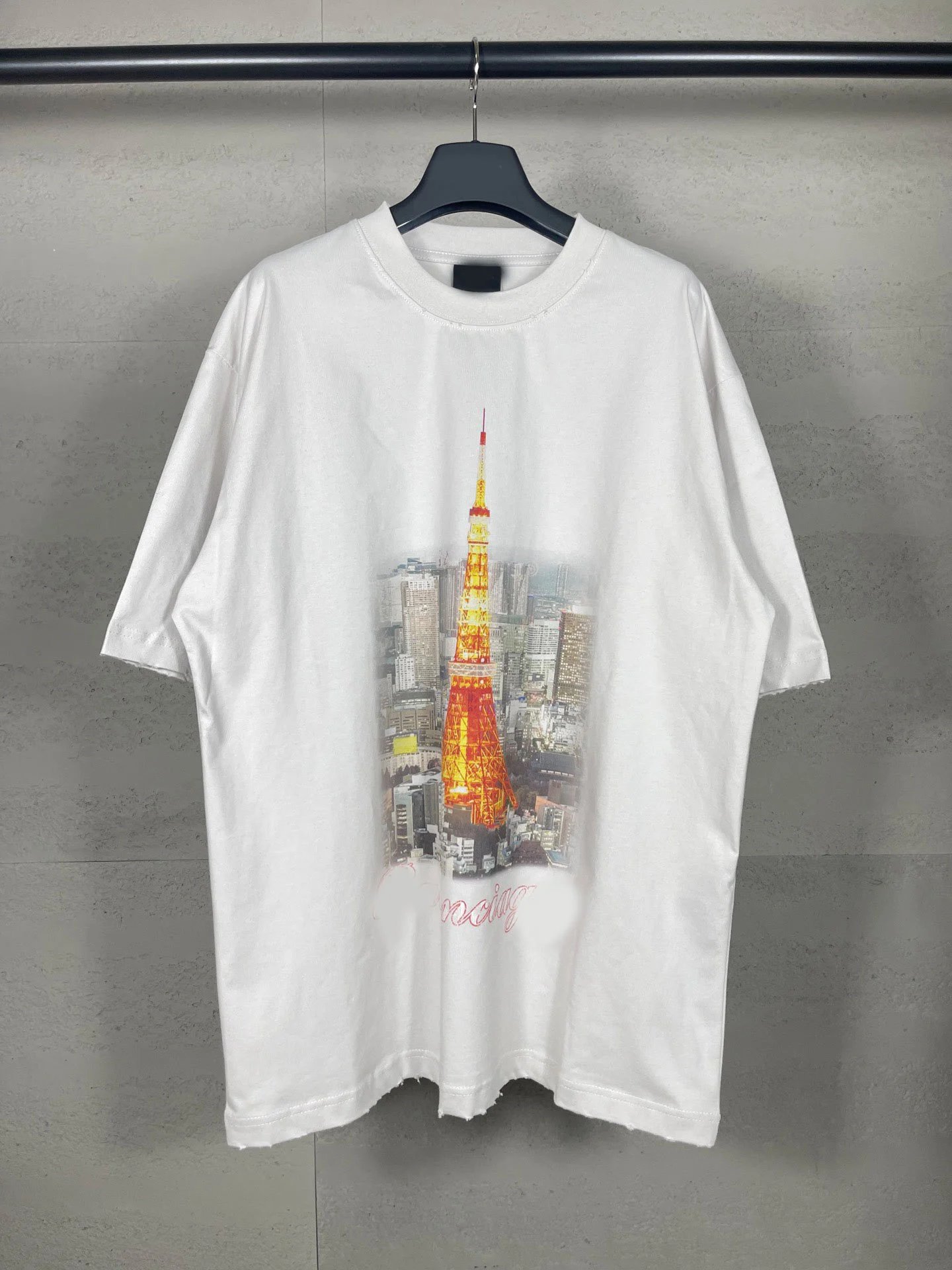 Gallery Dept. Tokyo Tower Graphic Print White Oversized T-Shirt - 4