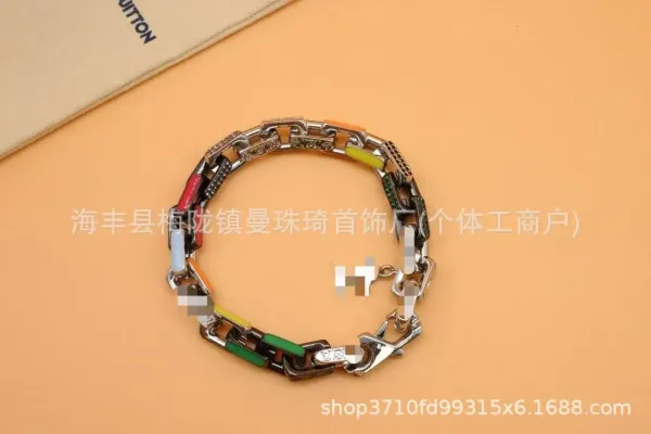 Silver Curb Chain Bracelet with Crystal Accents Bracelets - 18