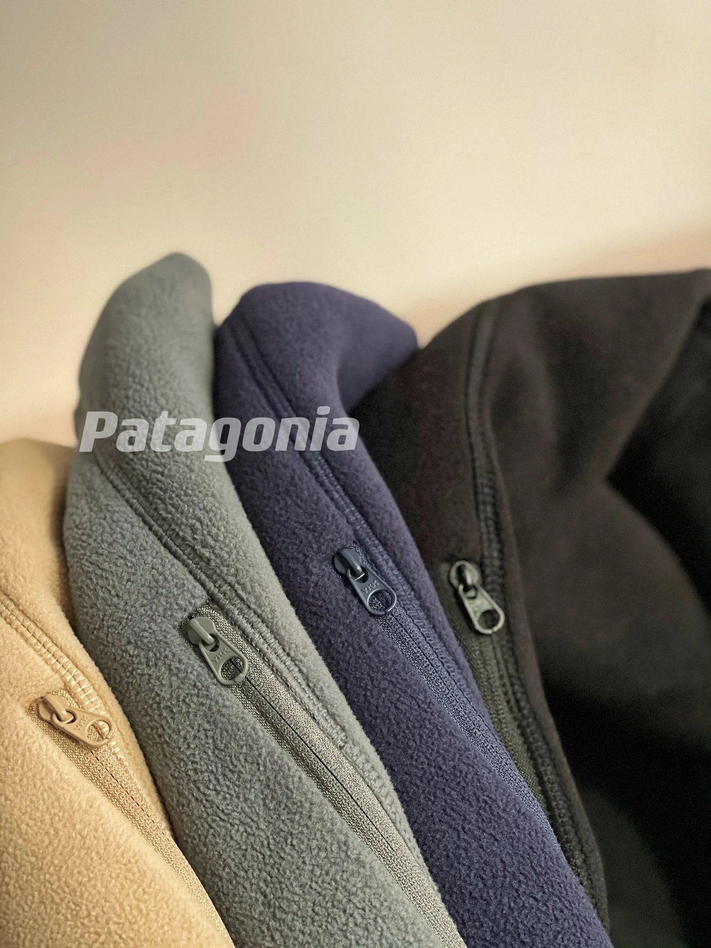 Patagonia M's P-6 Logo Better Sweater Men's Knit Fleece Jacket Charcoal Gray - 11