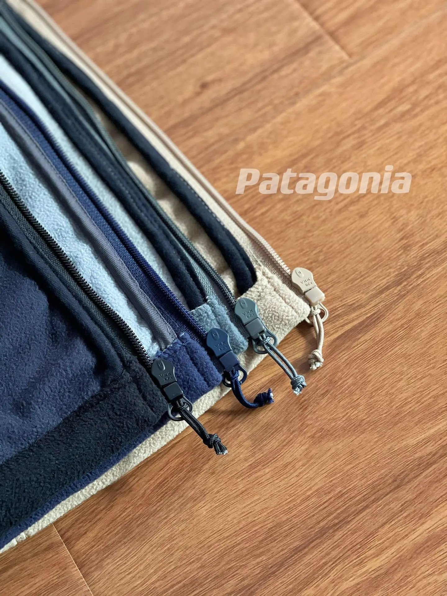 Patagonia M's P-6 Logo Better Sweater Men's Knit Fleece Jacket Charcoal Gray - 12
