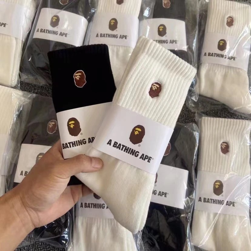 A BATHING APE Classic Logo Socks