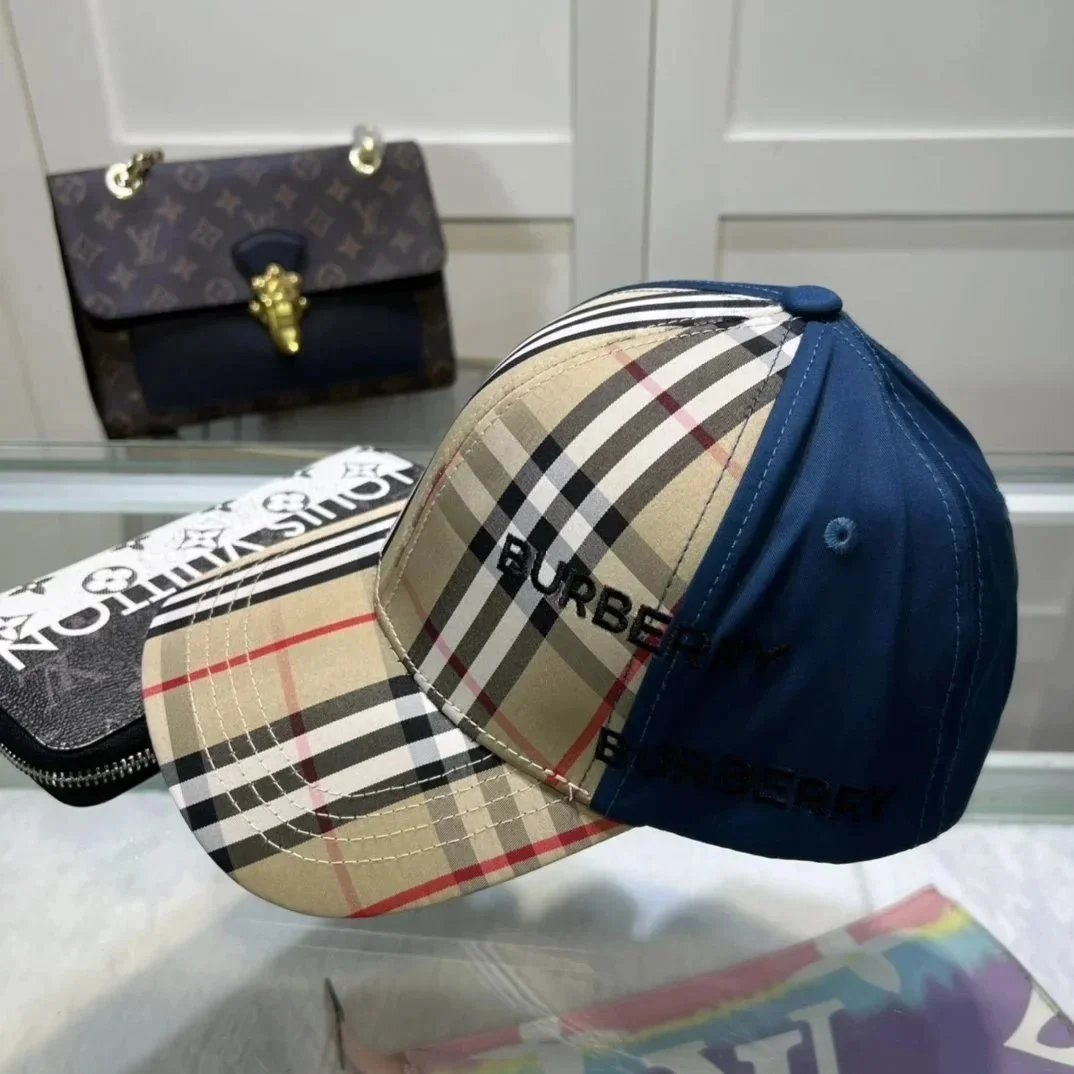 Burberry Check Print Baseball Cap Navy Beige - 1