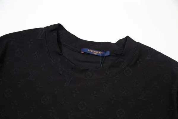 Louis Vuitton Monogram Gradient T-Shirt Charcoal Gray T-Shirt - 11