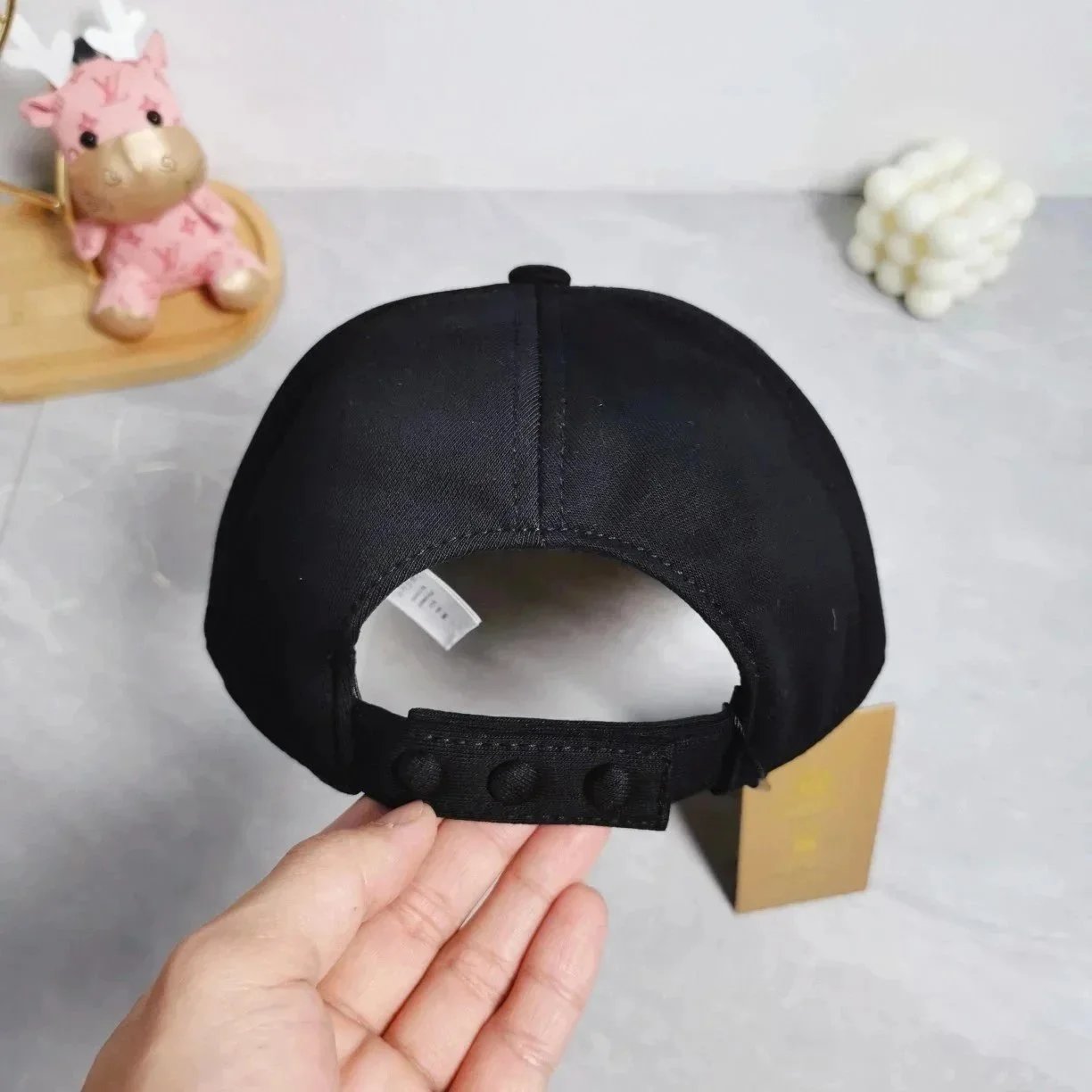 Burberry Logo-Embroidered Black Baseball Cap - 5
