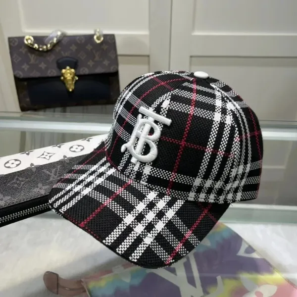 Burberry Vintage Check Bucket Hat Beige Multicolor - 3