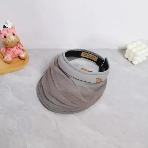 Burberry Vintage Check Bucket Hat Beige Multicolor - 8