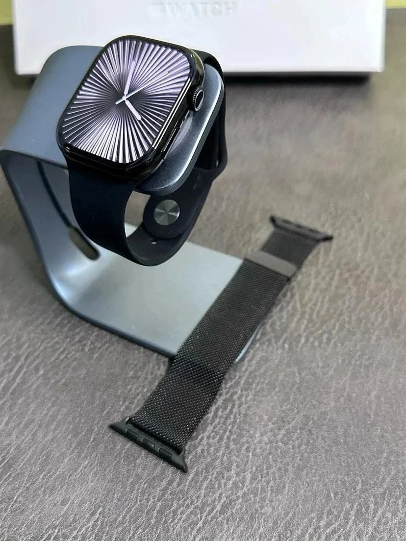 Apple Watch Ultra 2 Black Titanium with Black Solo Loop and Milanese Loop Strap