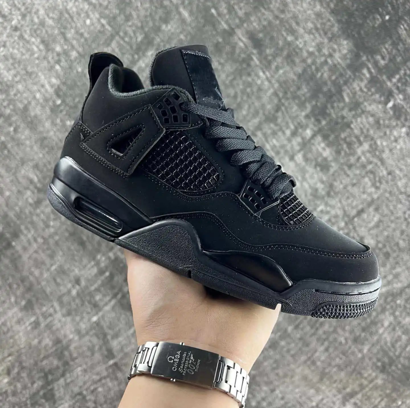 Air Jordan 4 Retro 'Black Cat' Sneakers - 4
