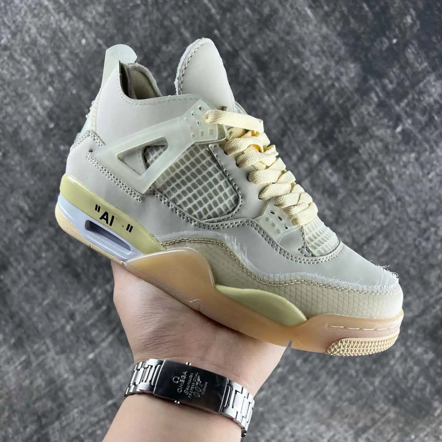 Air Jordan 4 Retro 'Black Cat' Sneakers - 22