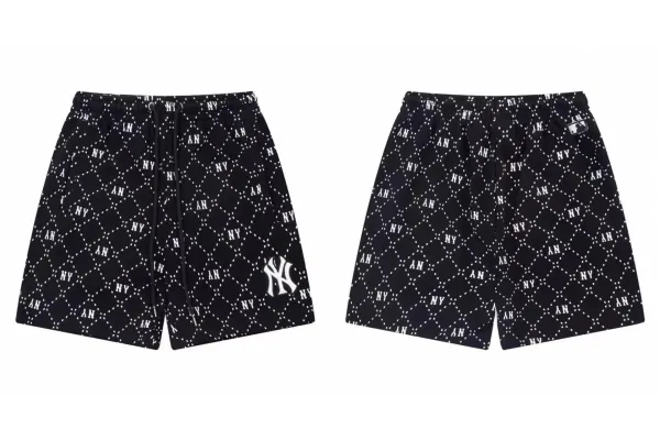 New York Yankees x MLB All-Over Print Shorts Black - 1