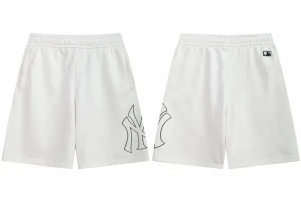 New York Yankees x MLB Outline Logo White Shorts - 1