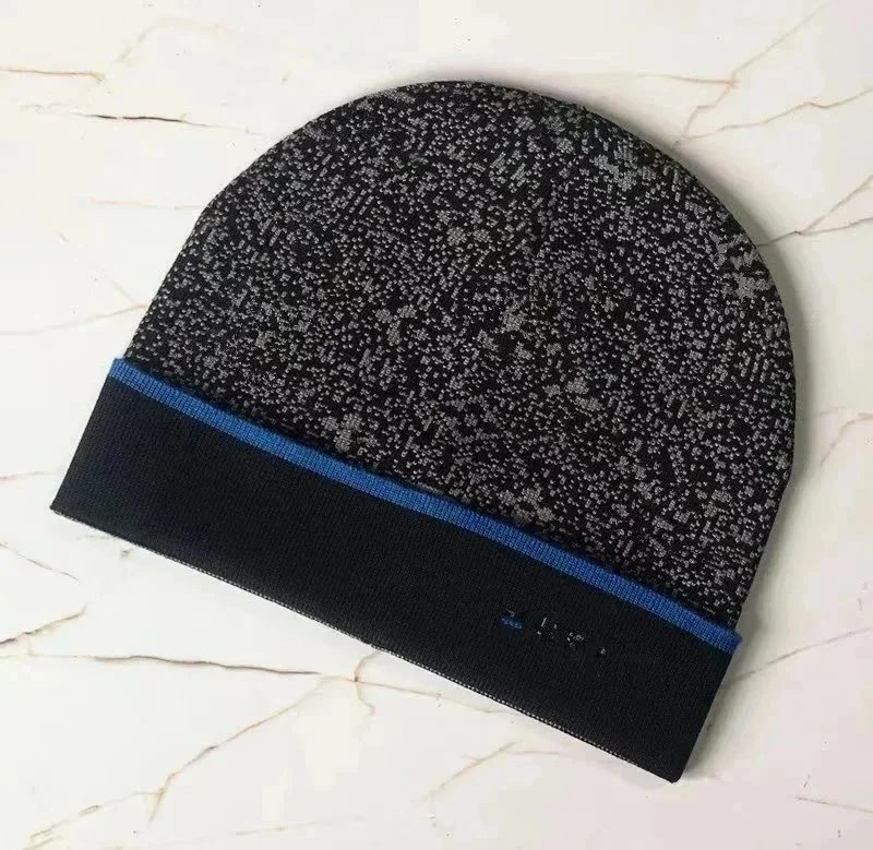 Design Minimalist Black Beanie with Square Patch - 11