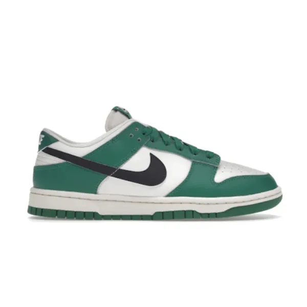 Nike Dunk Low Green White Sneakers - 2