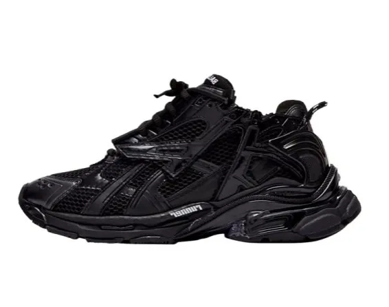 Balenciaga Track 2 Black Sneakers - 1