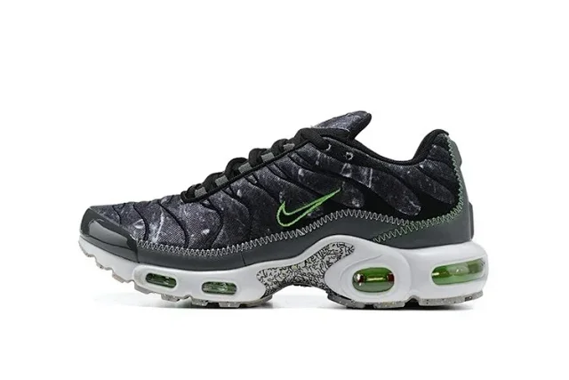 Nike Sneakers Air Max Plus product detail image 7