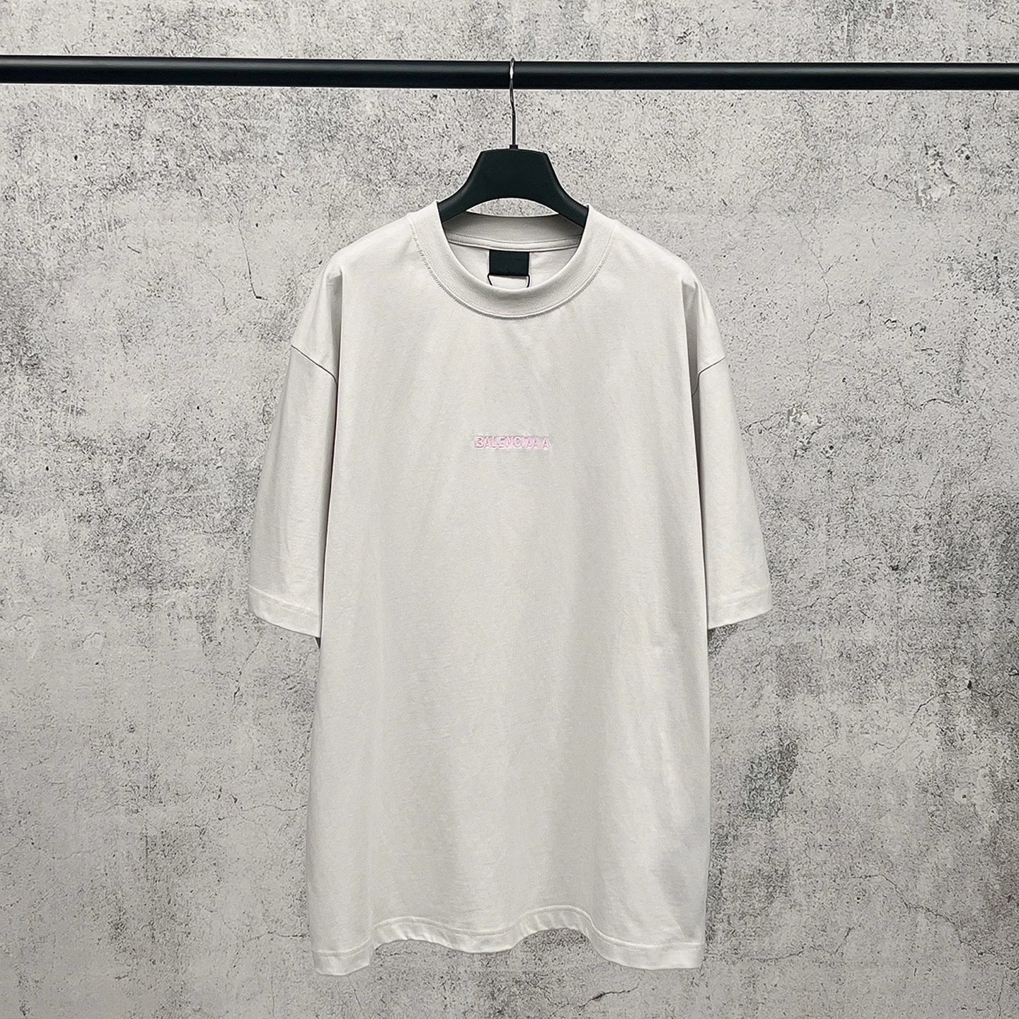 Embroidered Distressed Short Sleeve T-Shirt photo 4