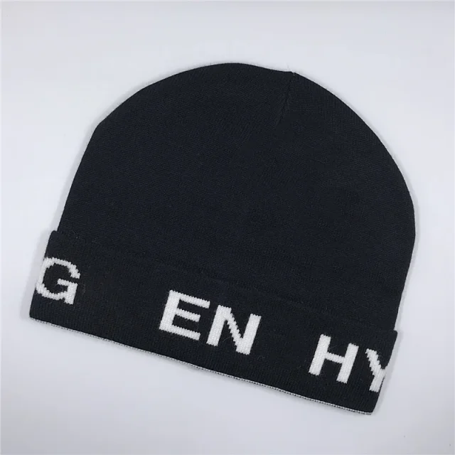 Burberry Hats Logo Cuff Knit Beanie product detail image 11