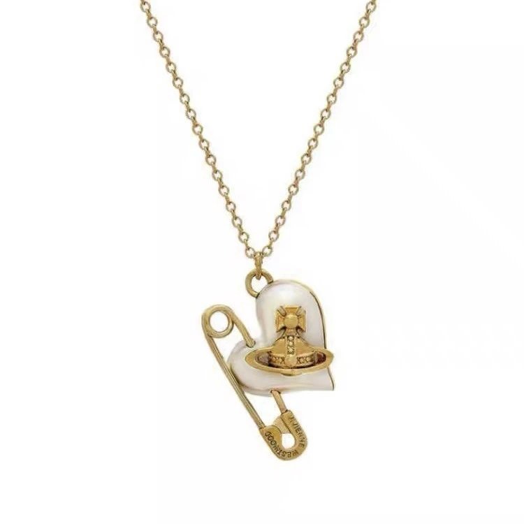 Vivienne Westwood Heart Necklace 4