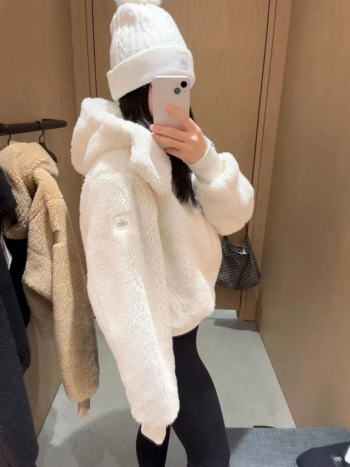 Alo White Sherpa Fleece Hooded Jacket Outerwear - 11