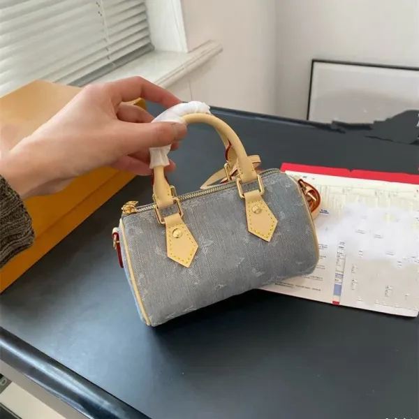 Louis Vuitton Speedy 20 Monogram Canvas Brown Handbag - 5