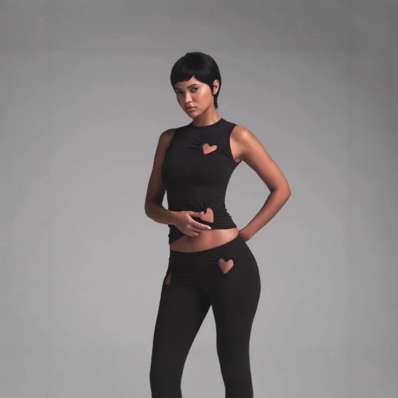 Design Heart-Embellished Flared Leggings Black - 4
