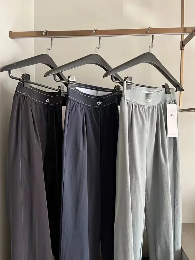 Alo Yoga Trousers Wide-Leg Elastic-Waist product detail image 19