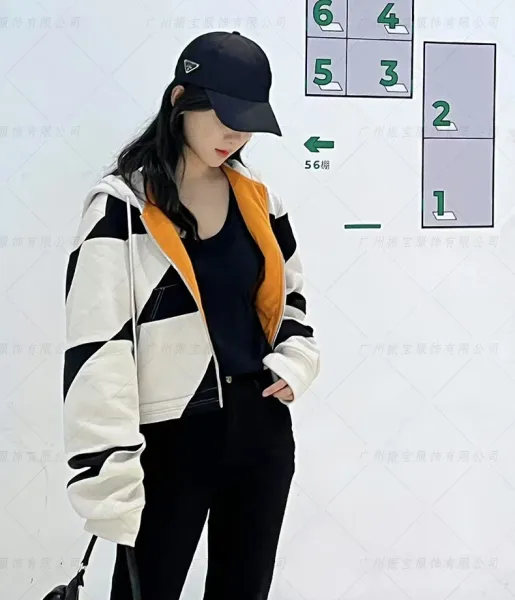 Prada Re-Nylon Baseball Cap Navy - 10