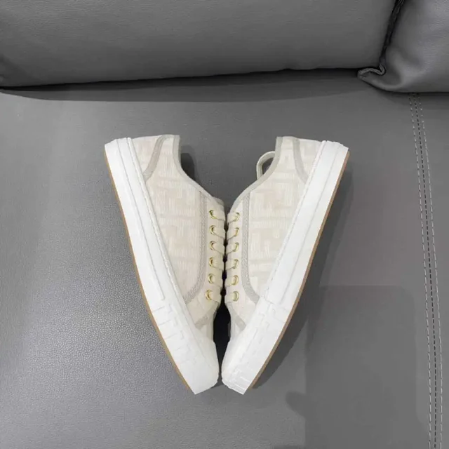 Fendi Sneakers Low-Top FF Monogram Lace-Up product detail image 13