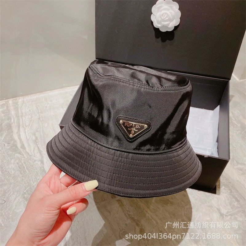 Prada Re-Nylon Bucket Hat [6 s
