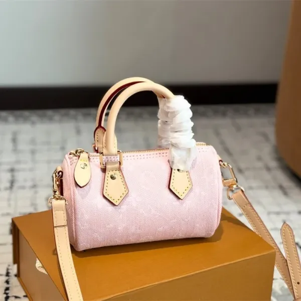 Louis Vuitton Speedy 20 Monogram Canvas Brown Handbag - 4