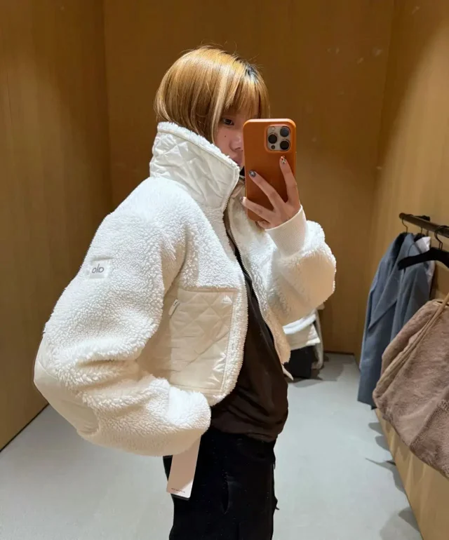 Alo Jackets Sherpa Fleece Zip Jacket with Quilted Pockets product detail image 2