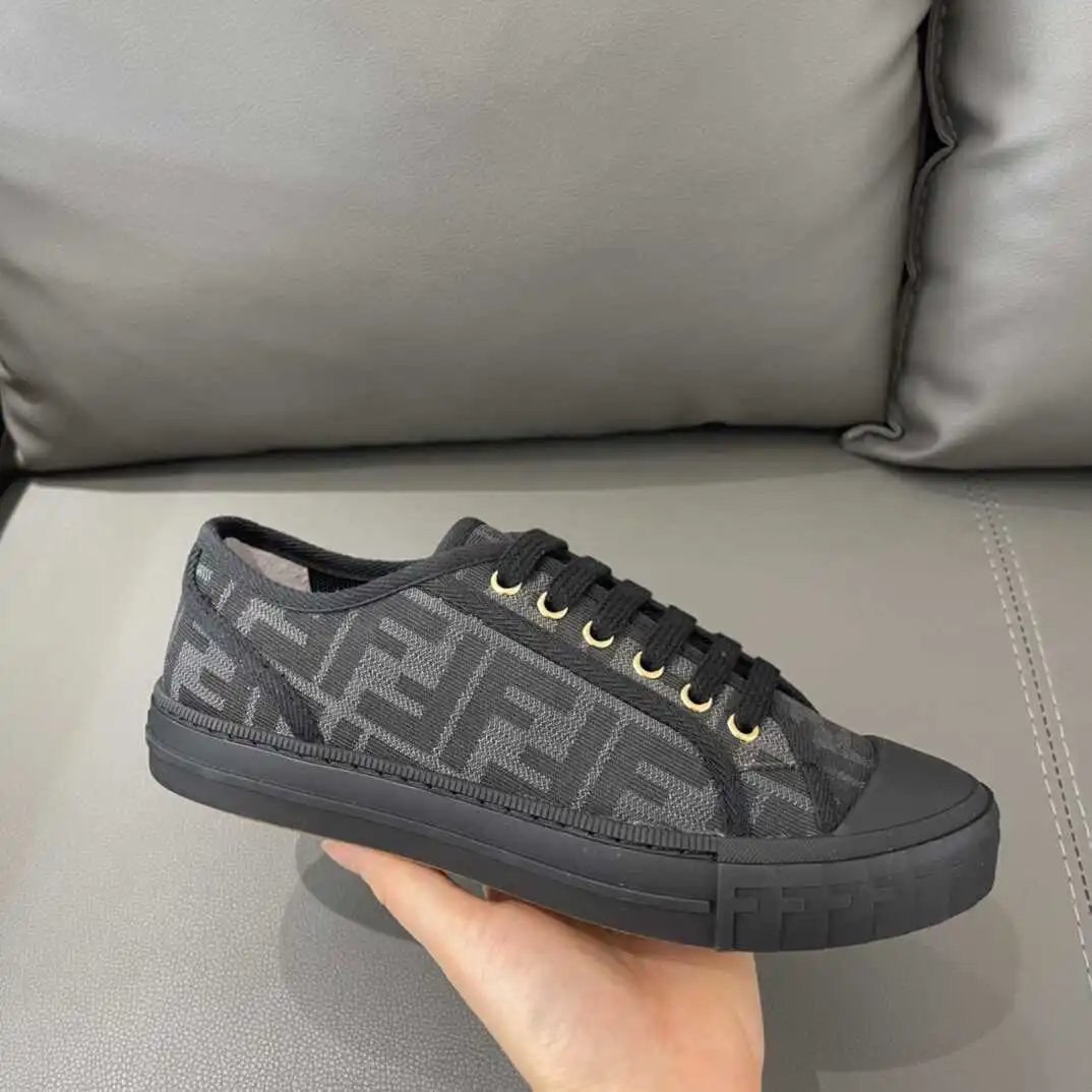 Fendi Sneakers Low-Top FF Monogram Lace-Up — Black