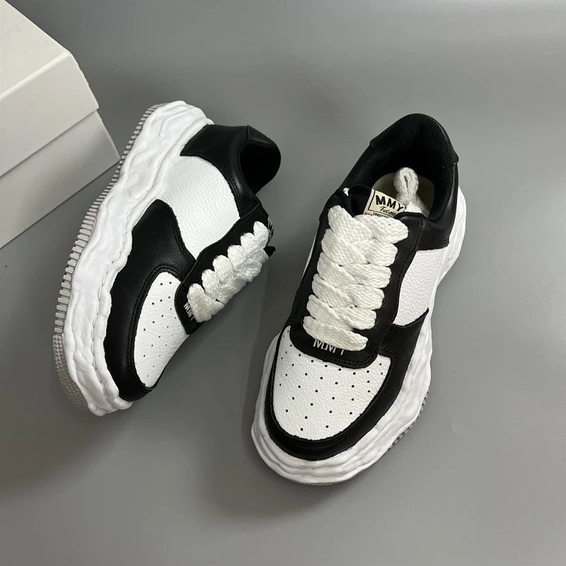 Sneakers from Cupid Reps