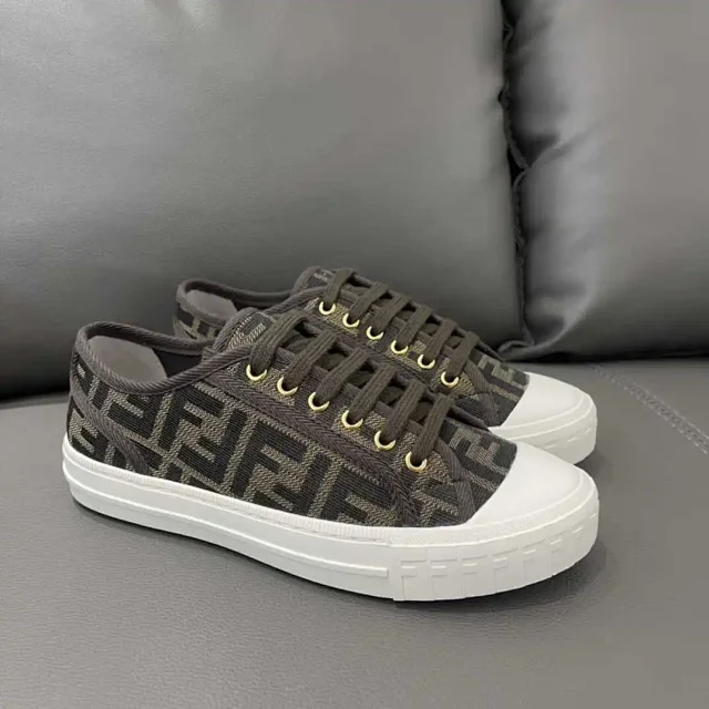 Fendi Sneakers Low-Top FF Monogram Lace-Up product detail image 2
