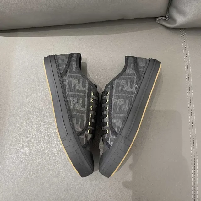 Fendi Sneakers Low-Top FF Monogram Lace-Up product detail image 19