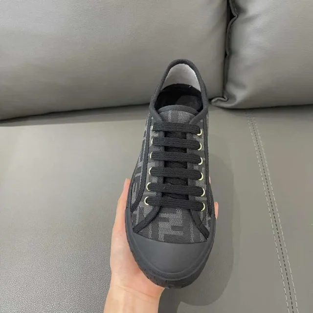 Fendi Sneakers Low-Top FF Monogram Lace-Up product detail image 18