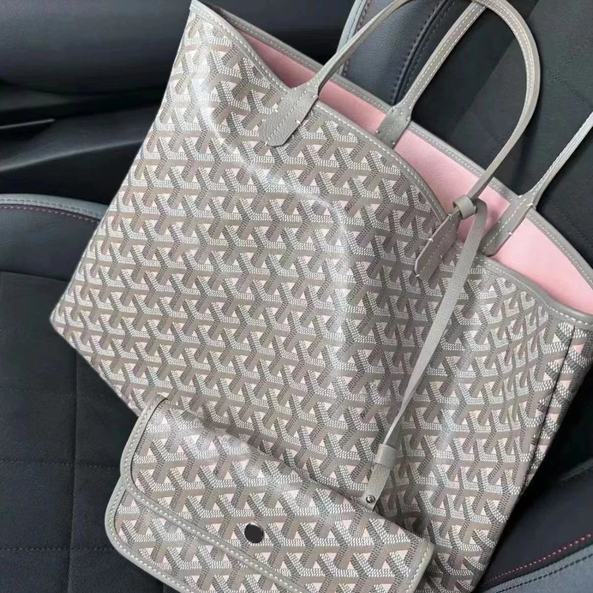 Goyard Handbags Monogram Tote Bag with Detachable Pouch image 3