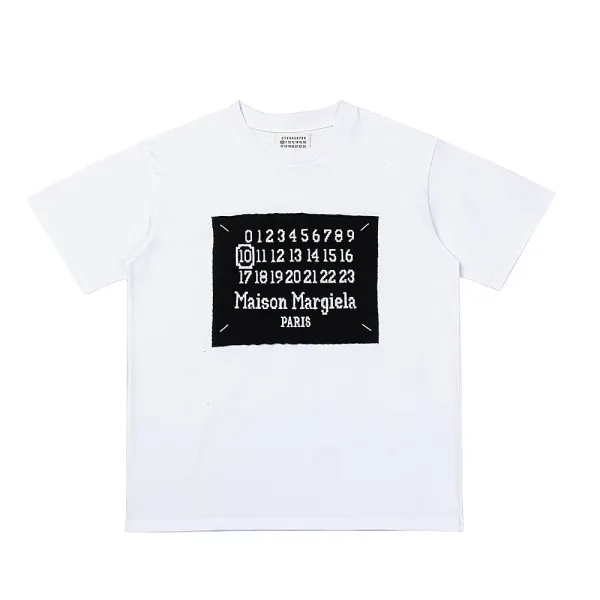 Black 'BLACK' Graphic Print T-Shirt - 11