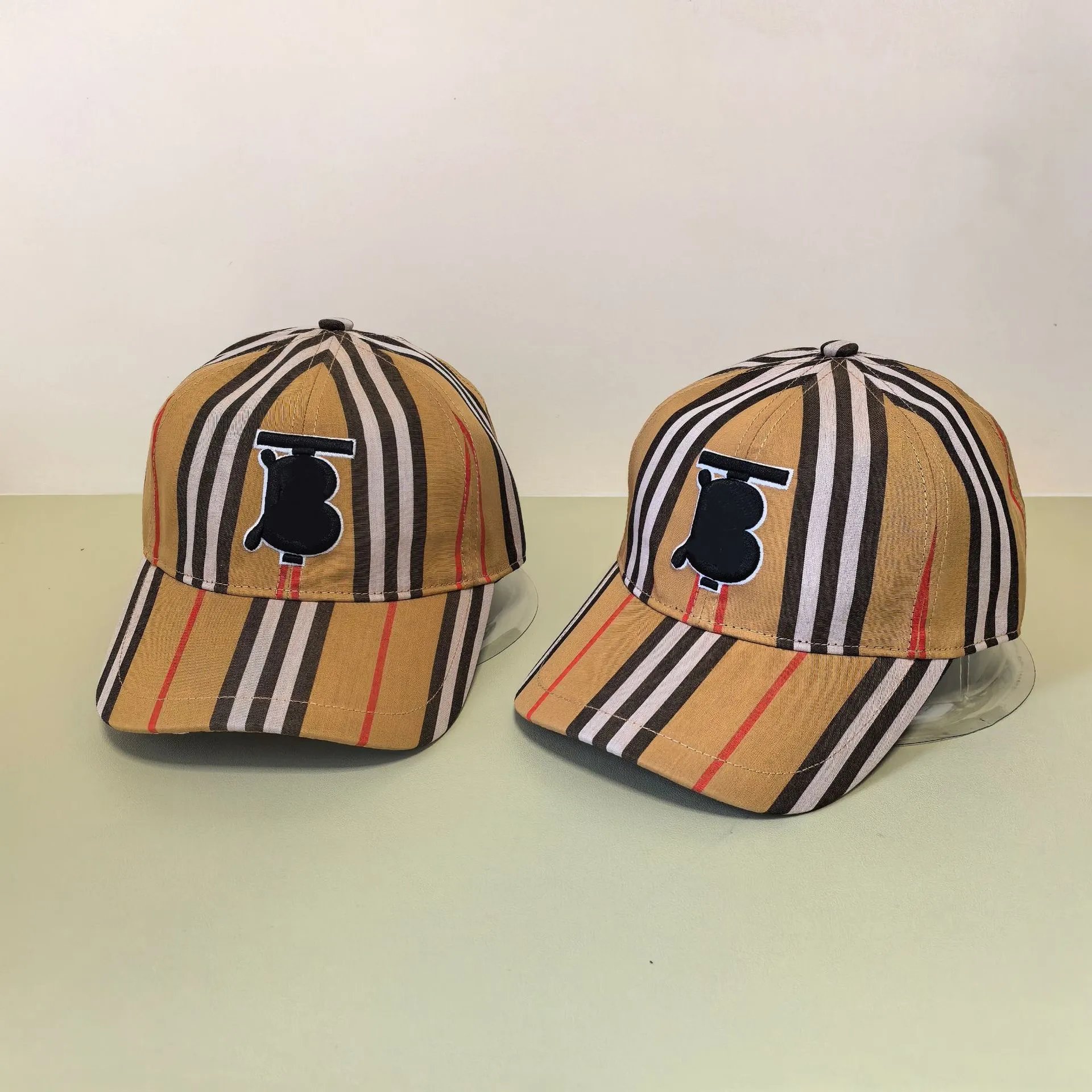 Burberry Vintage Check Basebal