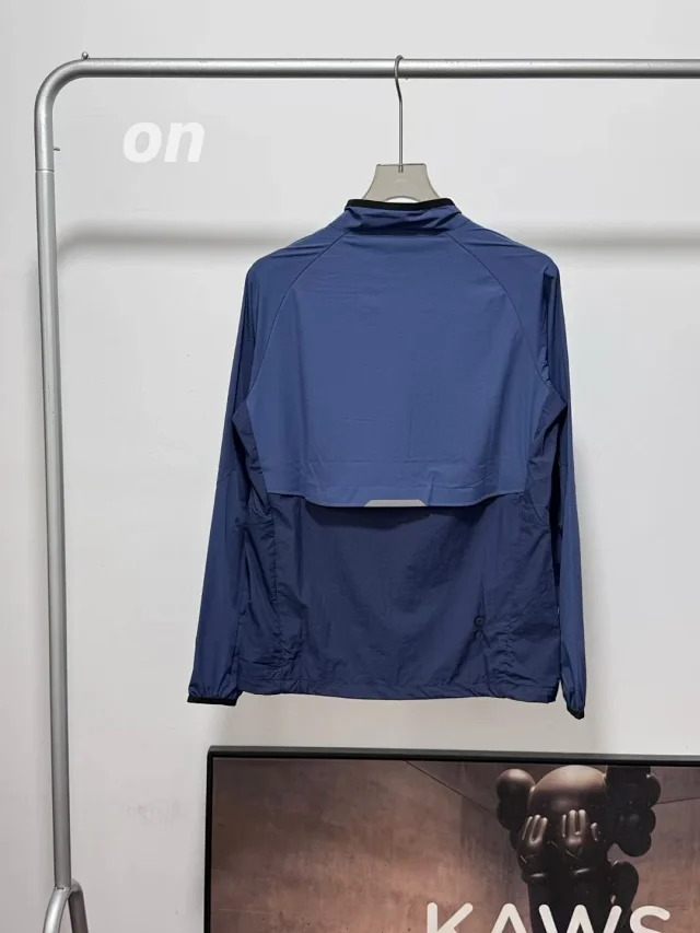 On Jackets Lightweight stand-collar reflective color-block running jacket product detail image 13