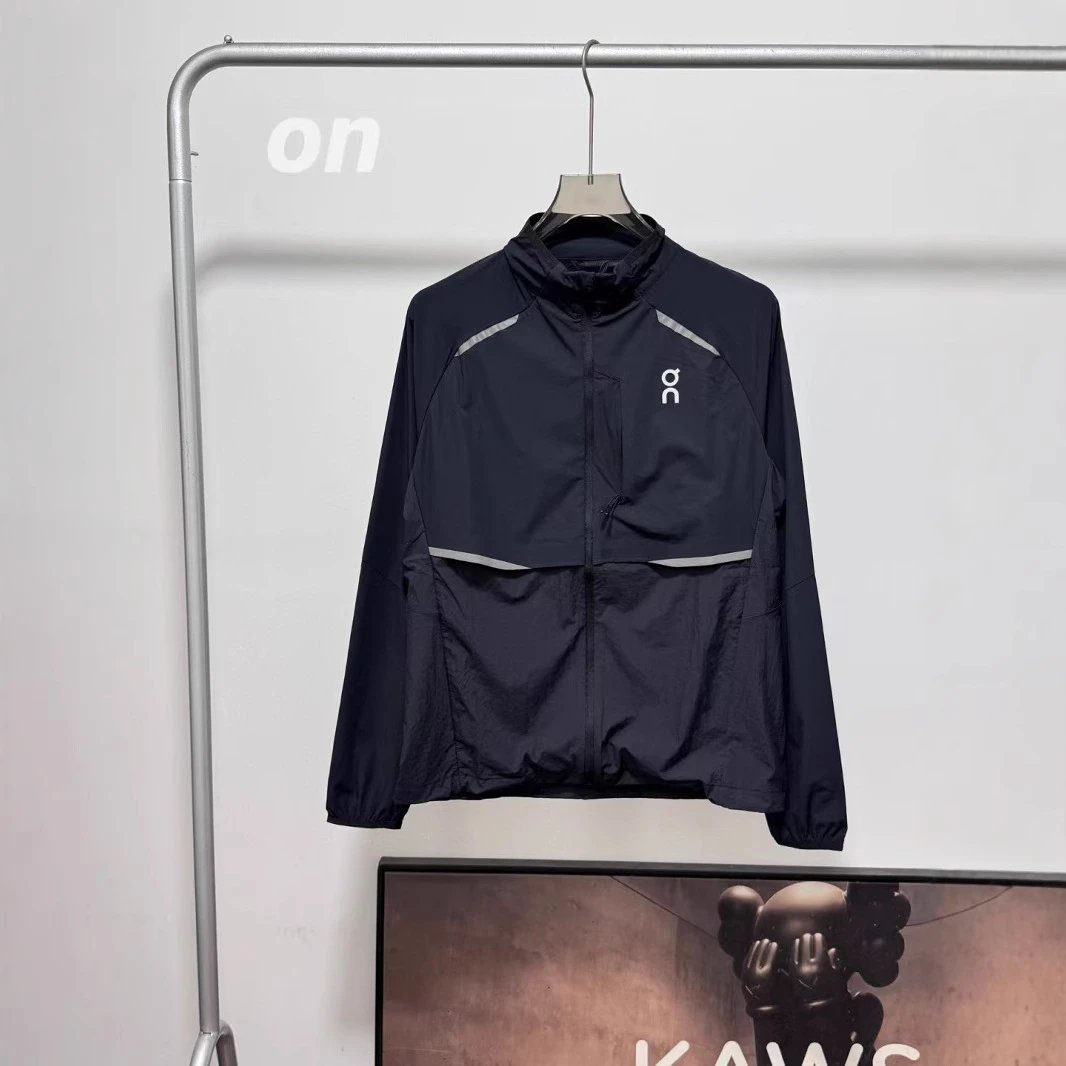 On Running Windbreaker Jacket 