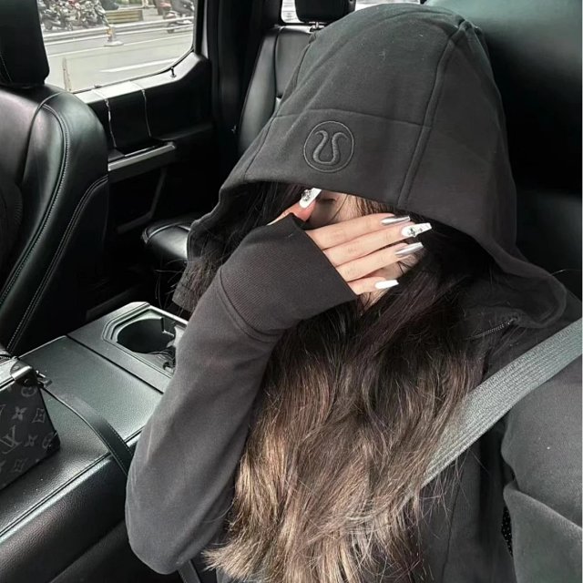 Lululemon Scuba Full-Zip Hoodie: seller detail photo 2