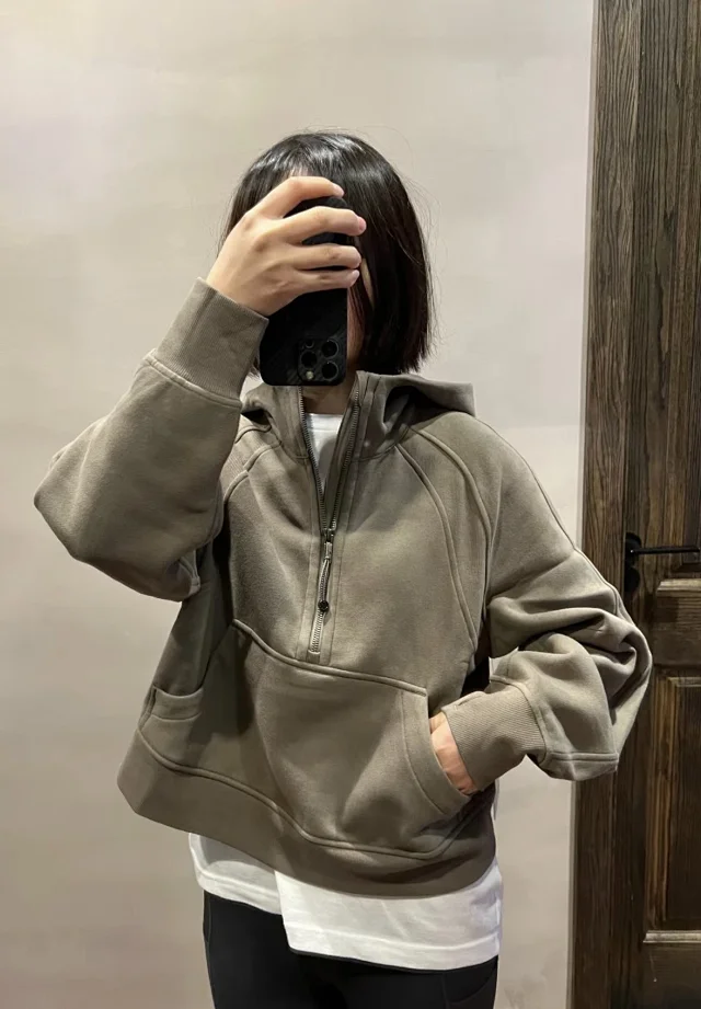 Unbranded Hoodies & Sweatshirts Half-Zip Hooded Sweatshirt with Kangaroo Pocket product detail image 4